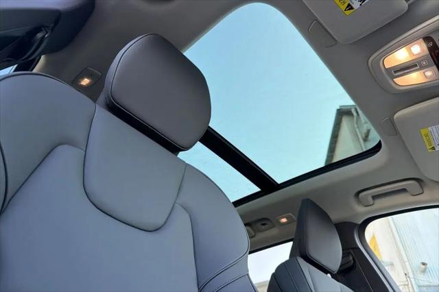 2026 Volvo XC90 Plus, B5 AWD Gas (mild hybrid), Gasoline, Bright, 7 Seats