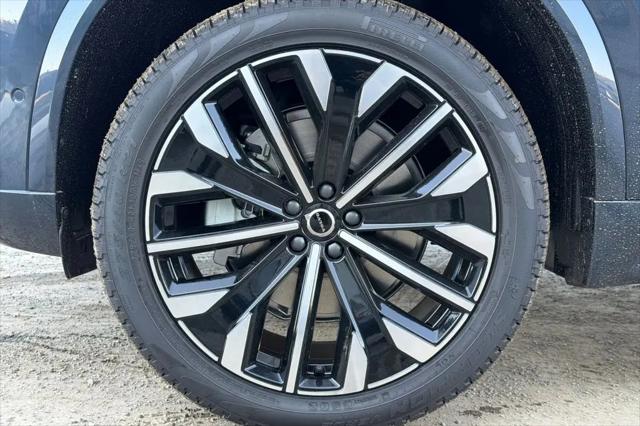 2026 Volvo XC90 Plus, B5 AWD Gas (mild hybrid), Gasoline, Bright, 7 Seats
