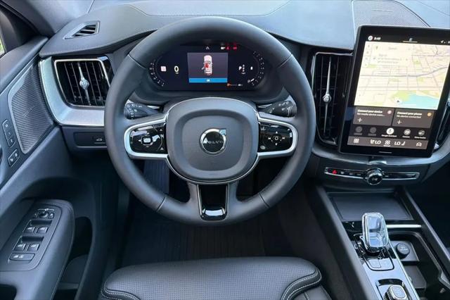 2026 Volvo XC60 B5 Ultra Black Edition