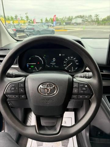 2026 Toyota Sienna LE