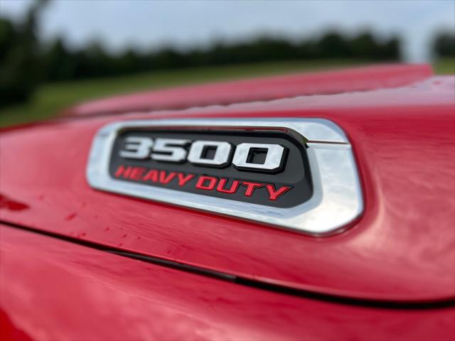 2026 RAM Ram 3500 RAM 3500 TRADESMAN CREW CAB 4X4 8 BOX