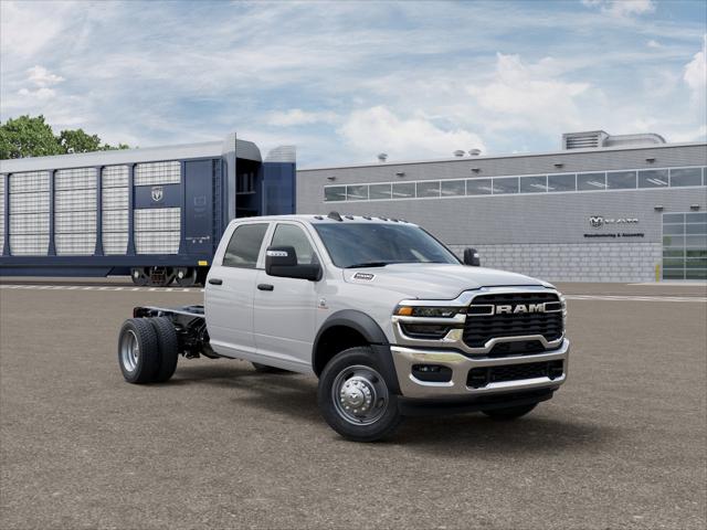 2026 RAM 5500 Chassis RAM 5500 TRADESMAN CHASSIS CREW CAB 4X4 60 CA