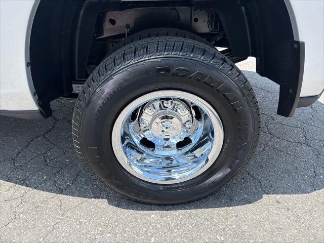 2026 RAM Ram 3500 RAM 3500 TRADESMAN CREW CAB 4X4 8 BOX