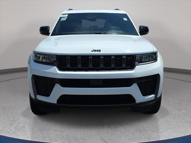 2026 Jeep Grand Cherokee L GRAND CHEROKEE L LAREDO ALTITUDE 4X4