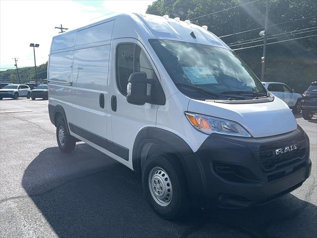 2026 Ram ProMaster Cargo Van Tradesman High Roof 136 WB w/Pass Seat