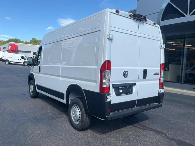 2026 Ram ProMaster Cargo Van Tradesman High Roof 136 WB w/Pass Seat