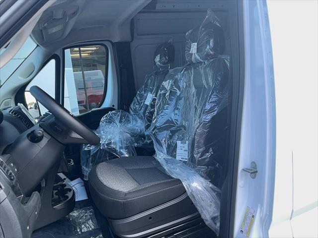 2026 Ram ProMaster Cargo Van Tradesman High Roof 136 WB w/Pass Seat