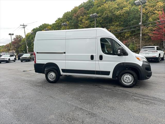 2026 Ram ProMaster Cargo Van Tradesman High Roof 136 WB w/Pass Seat