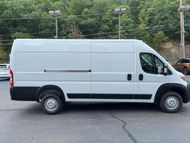 2026 Ram ProMaster Cargo Van Tradesman High Roof 159 WB EXT w/Pass Seat