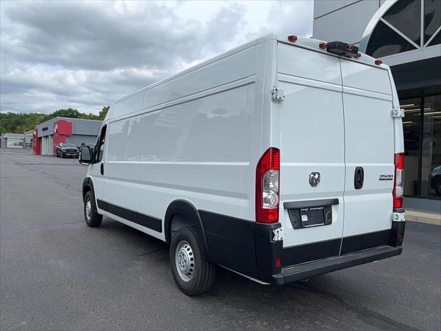 2026 Ram ProMaster Cargo Van Tradesman High Roof 159 WB EXT w/Pass Seat