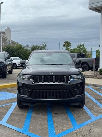 2026 Jeep Grand Cherokee GRAND CHEROKEE LAREDO X 4X2