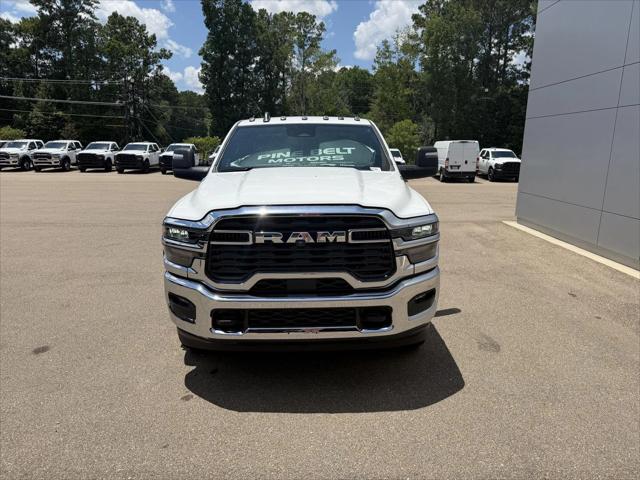 2026 RAM Ram 3500 Chassis Cab RAM 3500 TRADESMAN CREW CAB CHASSIS 4X4 60 CA 2026 RAM Ram 3500 Chassis Cab RAM 3500 TRADESMAN CREW CAB CHASSIS 4X4 60 CA