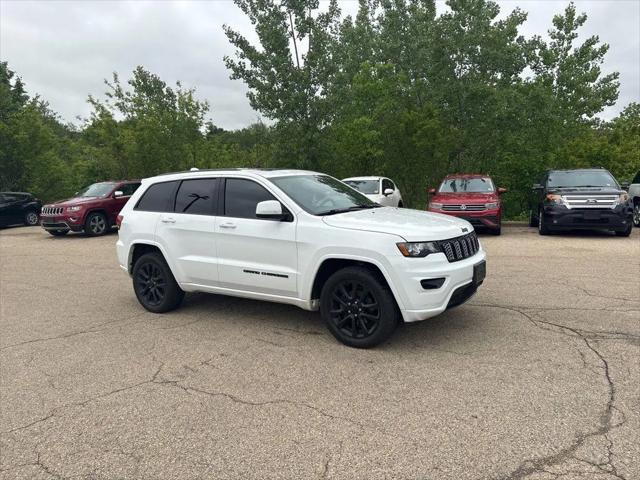 2018 Jeep Grand Cherokee Altitude 4x4 for sale in Dubuque, IA