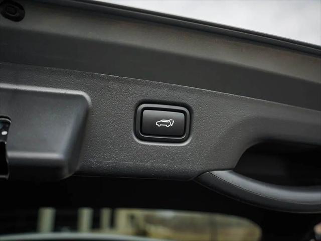 2026 Kia Niro SX
