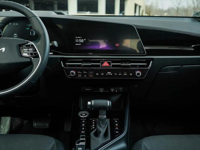 2026 Kia Niro SX
