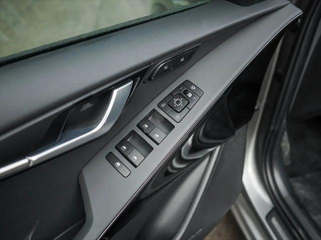 2026 Kia Niro SX