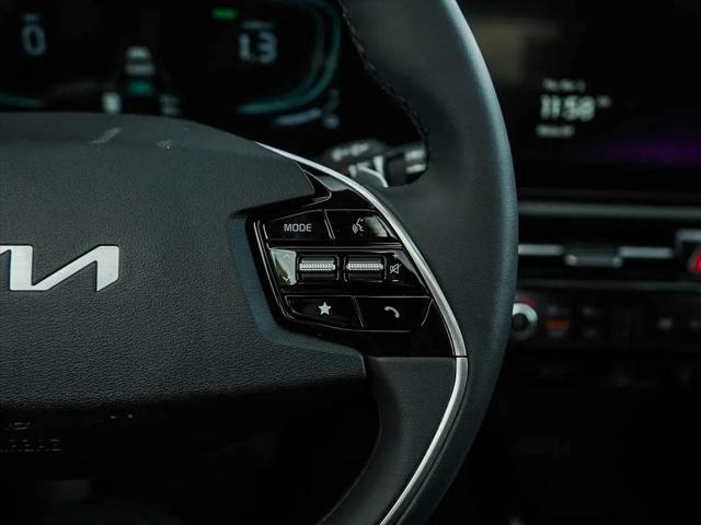 2026 Kia Niro SX
