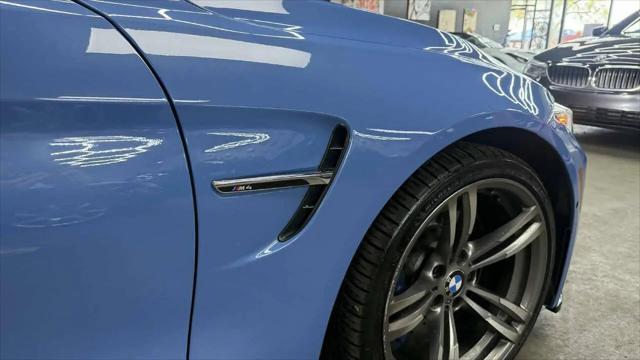 2016 BMW M4 Standard