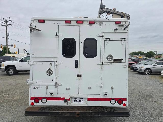 2009 Chevrolet Express Cutaway Work Van