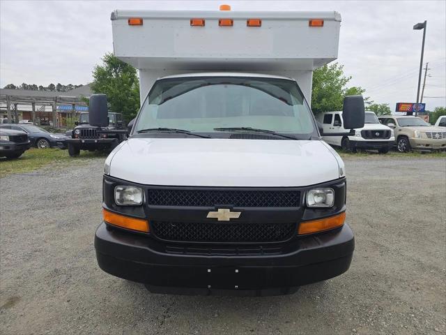 2009 Chevrolet Express Cutaway Work Van