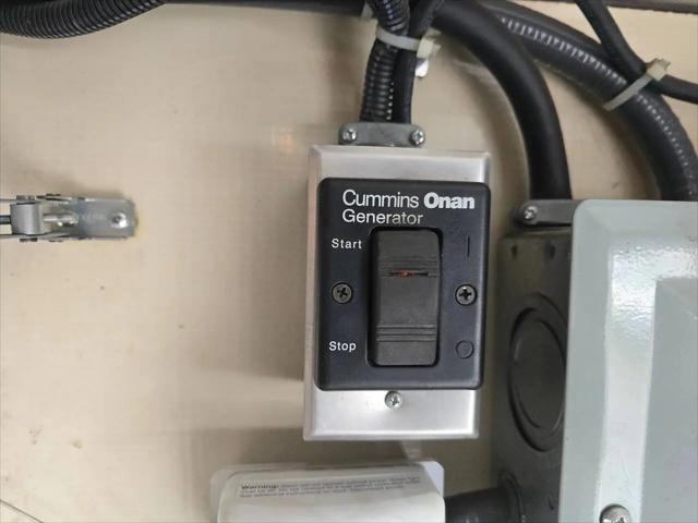 2009 Chevrolet Express Cutaway Work Van