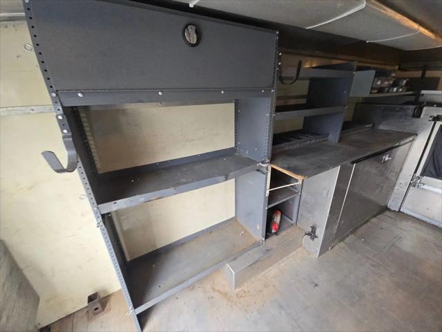 2009 Chevrolet Express Cutaway Work Van