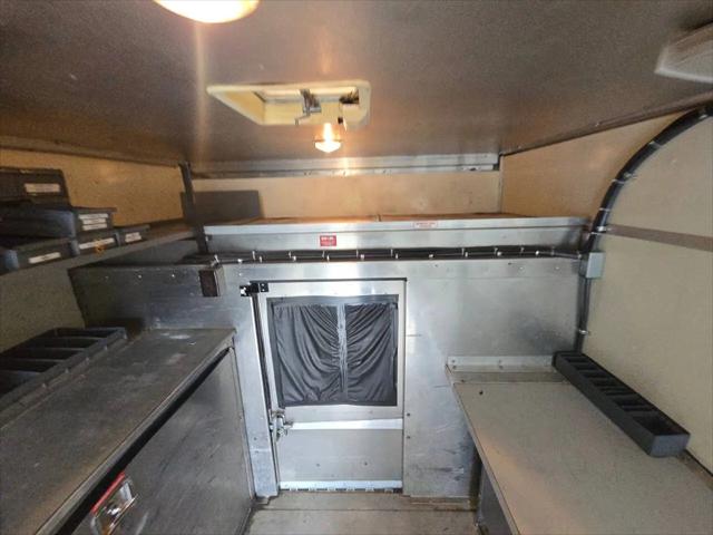 2009 Chevrolet Express Cutaway Work Van