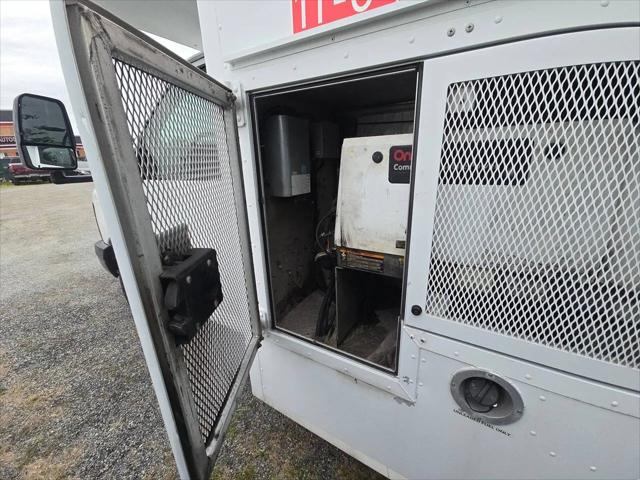 2009 Chevrolet Express Cutaway Work Van
