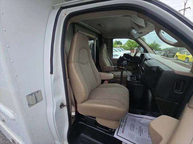 2009 Chevrolet Express Cutaway Work Van