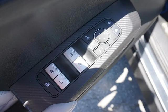 2024 Mitsubishi Outlander PHEV Plug-In Hybrid SEL