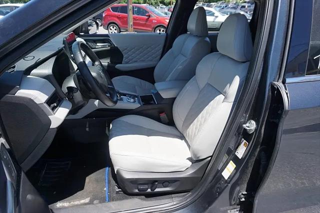 2024 Mitsubishi Outlander PHEV Plug-In Hybrid SEL