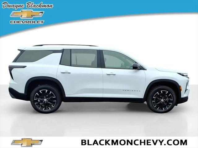 2026 Chevrolet Traverse FWD LT