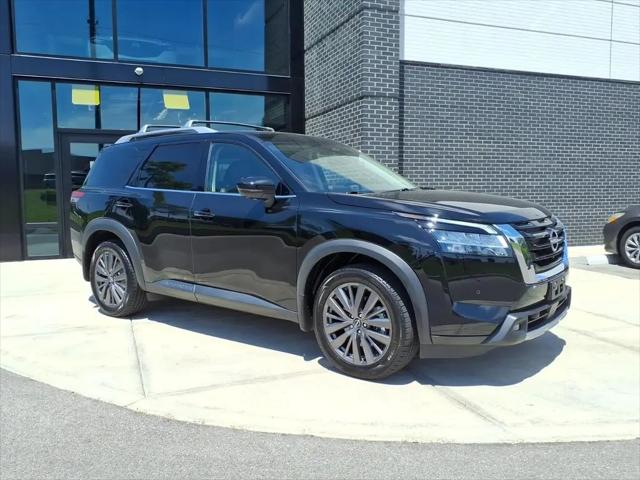 2023 Nissan Pathfinder SL 4WD for sale in Dayton, OH