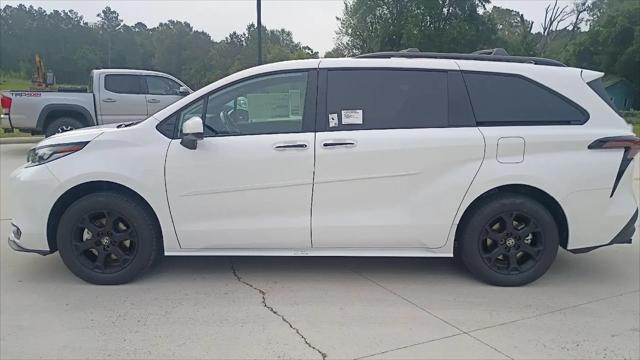 2026 Toyota Sienna Woodland Edition