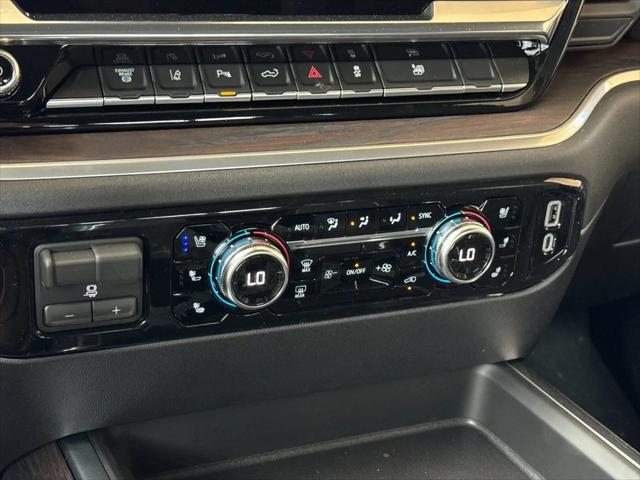 2026 GMC Sierra 3500HD Crew Cab, Long Bed, SLT Dual Rear Wheel, 4WD