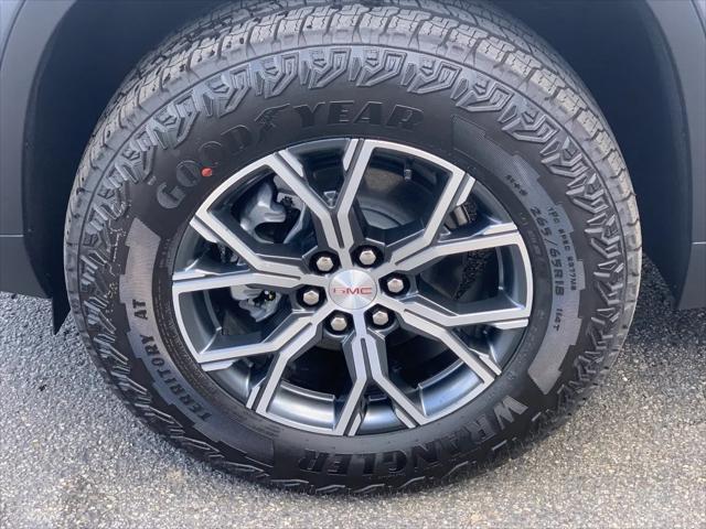 2026 GMC Acadia AT4 AWD