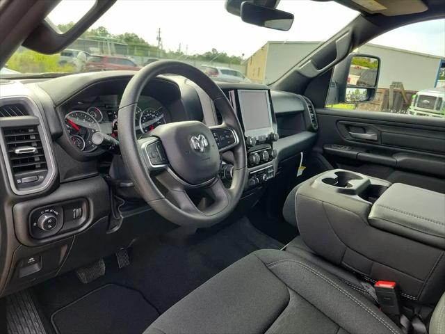 2026 Ram 1500 Express Crew Cab 4x4 57 Box