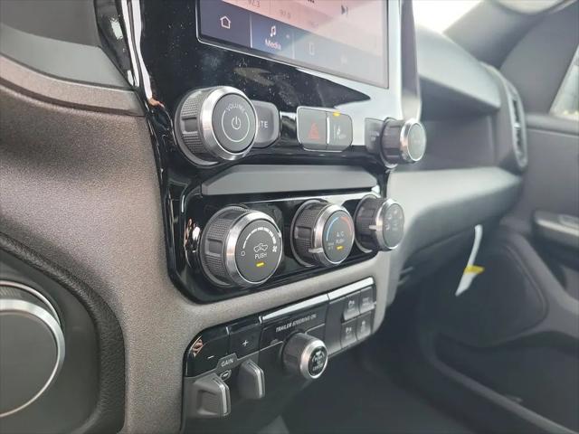 2026 Ram 1500 Express Crew Cab 4x4 57 Box