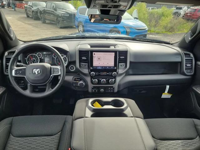 2026 Ram 1500 Express Crew Cab 4x4 57 Box