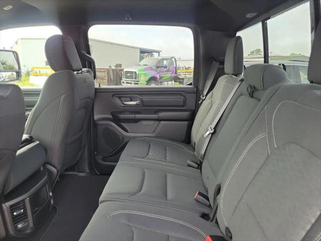2026 Ram 1500 Express Crew Cab 4x4 57 Box