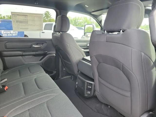 2026 Ram 1500 Express Crew Cab 4x4 57 Box