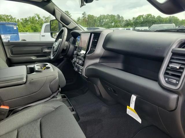 2026 Ram 1500 Express Crew Cab 4x4 57 Box