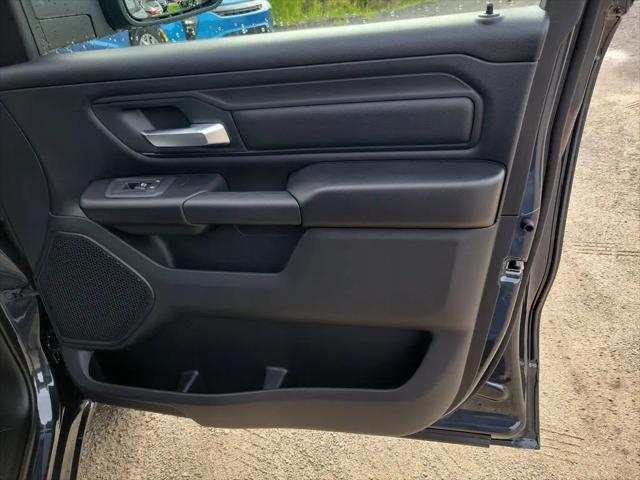 2026 Ram 1500 Express Crew Cab 4x4 57 Box
