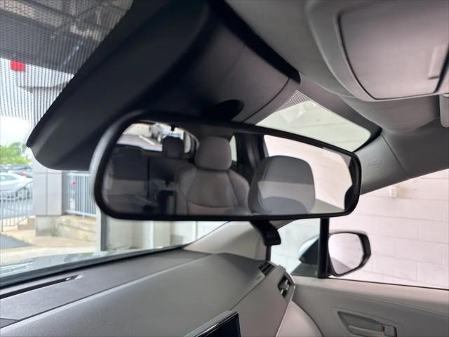 2025 Toyota Sienna LE