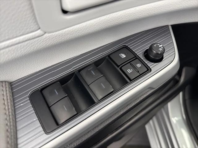 2025 Toyota Sienna LE