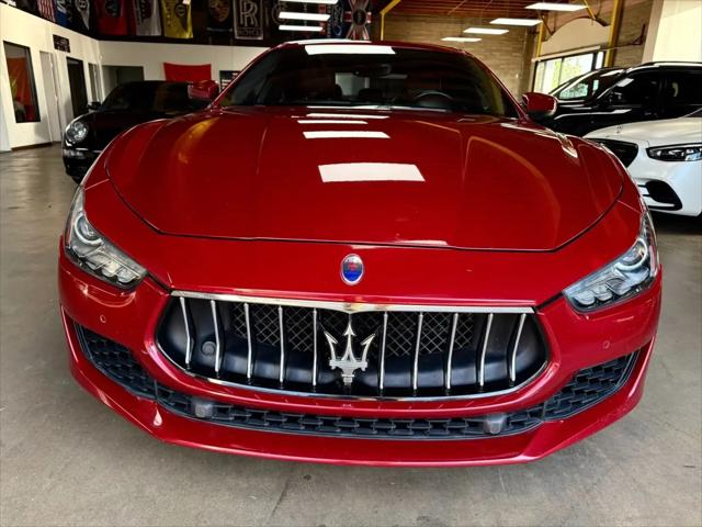 2018 Maserati Ghibli Standard