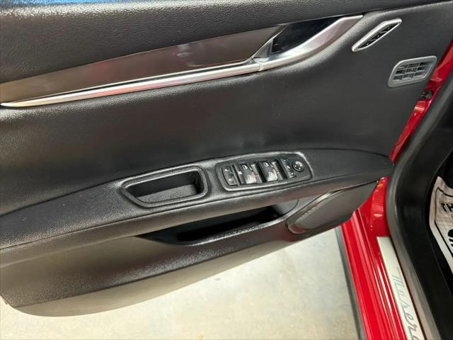 2018 Maserati Ghibli Standard
