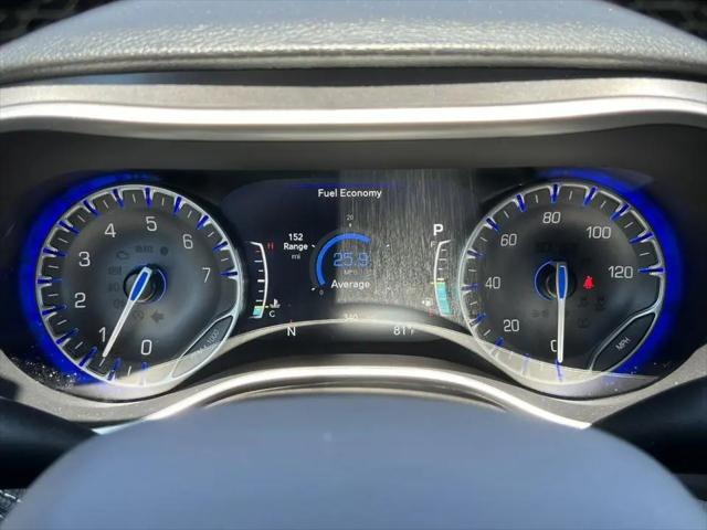 2026 Chrysler Pacifica Select AWD