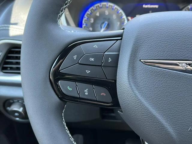 2026 Chrysler Pacifica Select AWD