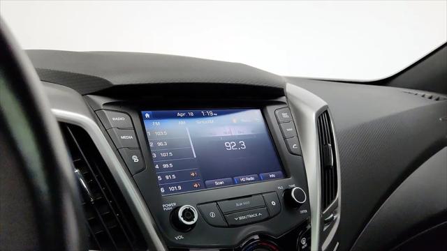 2016 Hyundai Veloster Base